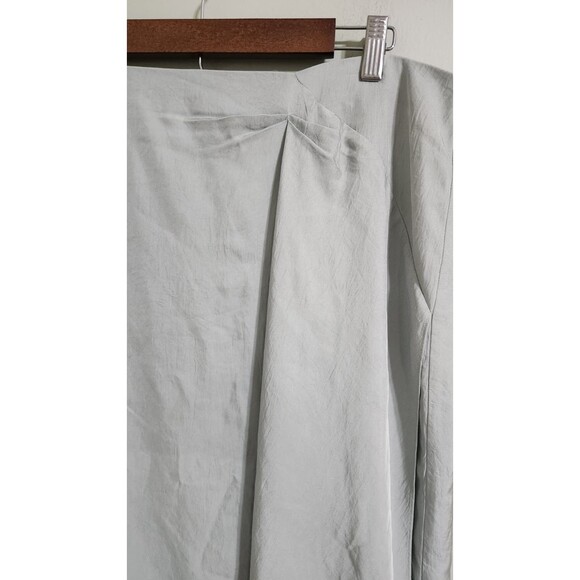 Vince Women’s Overlap long Skirt Size 16 Color Grey-green - Picture 2 of 9